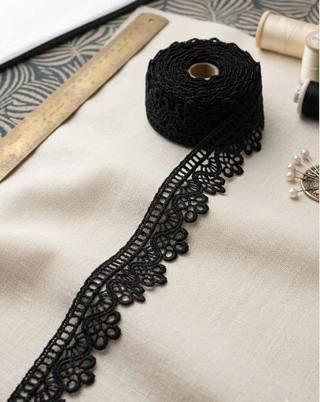 Lace 1